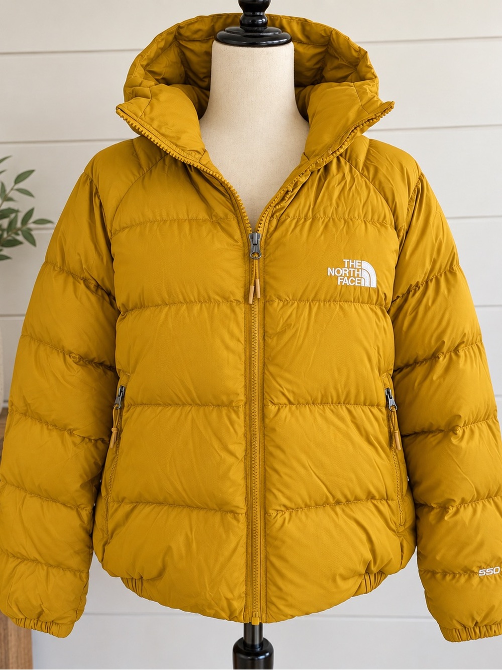 The North Face 550 Down Mustard Yellow Hooded Puffer Jacket XL